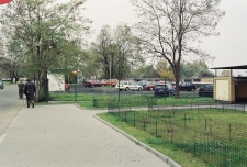 2001 - lubonianka - parking przy przedszkolu