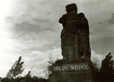 pomnik "Nigdy wojny"