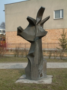 2004 - Pomnik Ręka