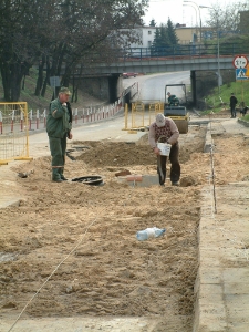 2004 - ul. Powstańców Wlkp. - zakładanie kolektora sanitarnego