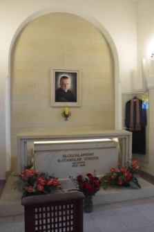 2025-05 - Bosko - sarkofag bł. ks. Stanisława Streicha