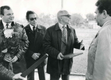 ok.1985 - Otwarcie stacji benzynowej CPN