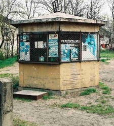 1994 - ul. Armii Poznań - kiosk przy ul. Wodnej