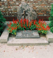 1994 - grób ks. Stanisława Streicha