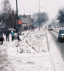 1995 - ul. Żabikowska - budowa przystanku autobusowego