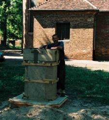 1994 - Parafia Bosko - figura patrona - szalowanie cokołu