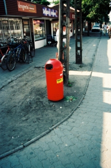 1997 - Kom-Lub - nowe kosze na śmieci