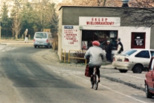 1998 - ul. Osiedlowa - sklep wielobranżowy